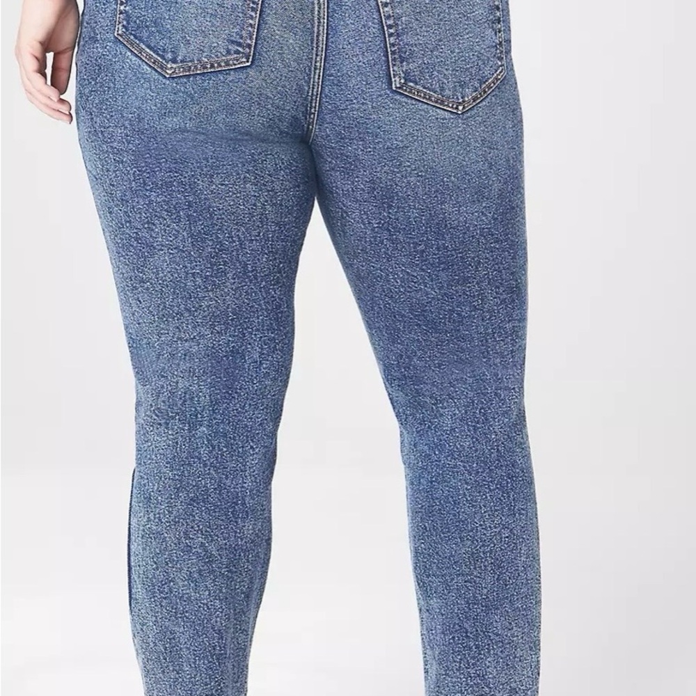 Lane Bryant Signature Fit Slim Straight Ankle Short Mid-Rise Jeans - Picture 6 of 6